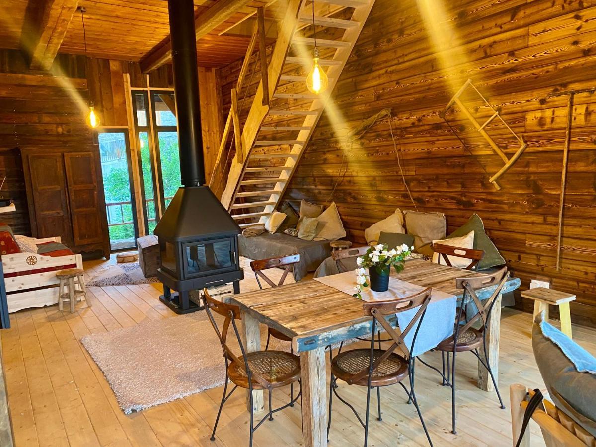 Authentique Grange Savoyarde Villa Albiez-Montrond Exteriör bild