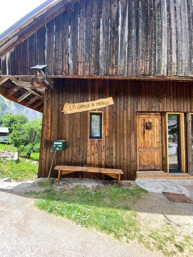 Authentique Grange Savoyarde Villa Albiez-Montrond Exteriör bild